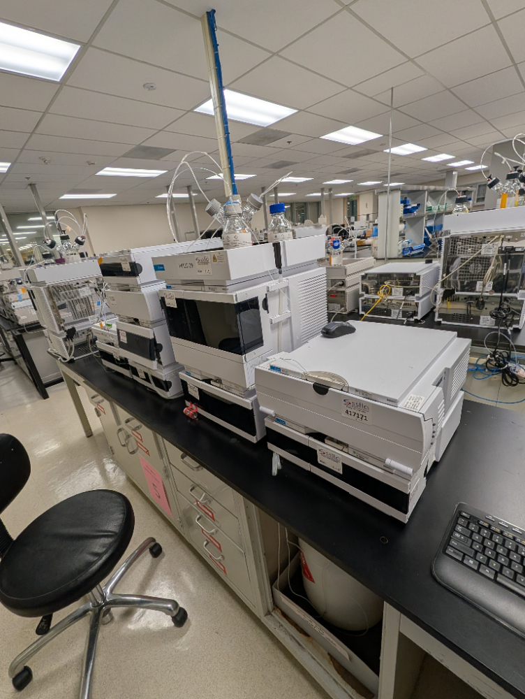 Image of Agilent 1290 Infinity II HPLC System with Autosampler Pump and DAD